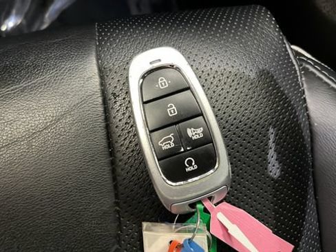 Used 2022 Hyundai Santa Fe SEL w/ Convenience + Premium Package AWD/4WD image 42
