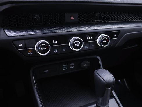 Certified 2024 Honda CR-V EX image 6