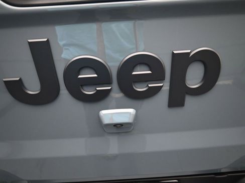 New 2026 Jeep Gladiator Sport image 22