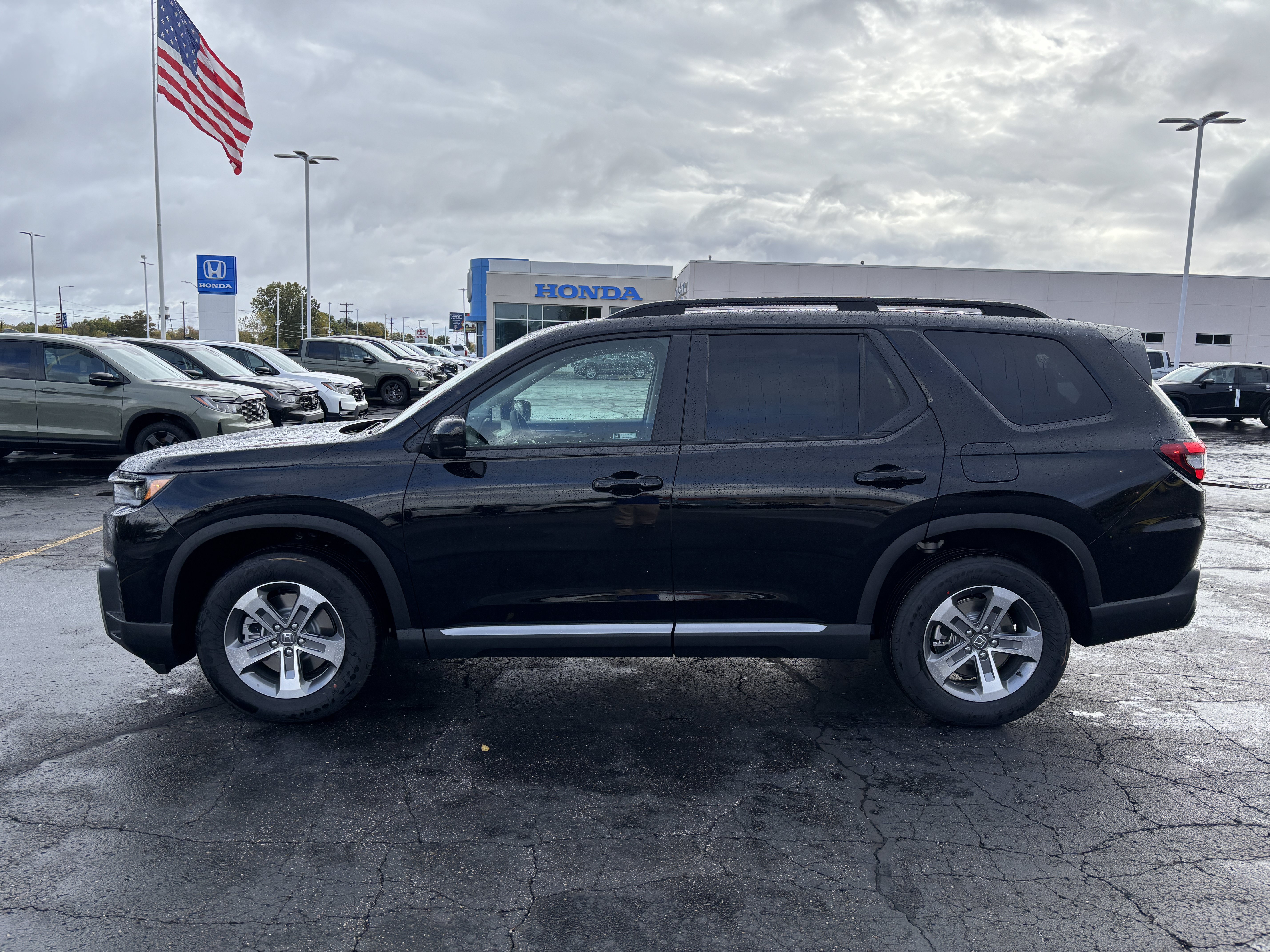 New 2026 Honda Pilot EX-L image 1
