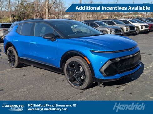 New 2026 Chevrolet Equinox EV RS image 1