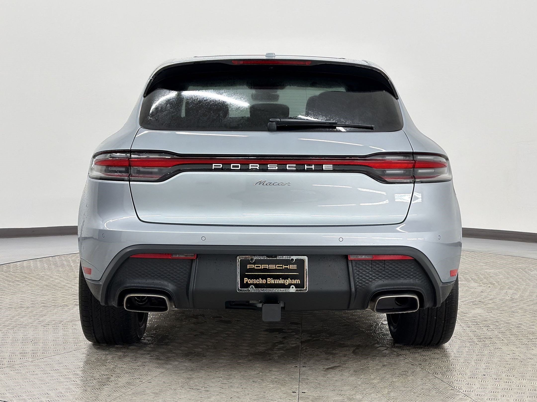 Used 2026 Porsche Macan AWD/4WD image 10