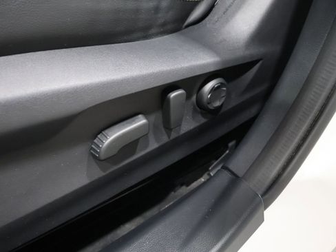 Used 2023 Subaru Outback Limited image 12