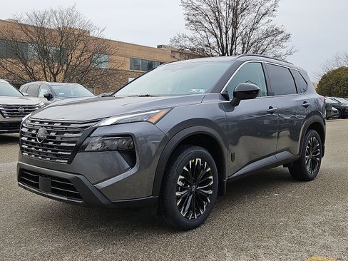 New 2026 Nissan Rogue SV image 3