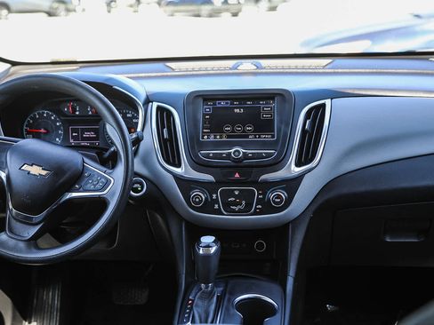 Used 2019 Chevrolet Equinox LS w/ LS Convenience Package FWD image 13
