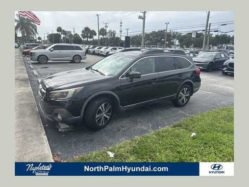 Used 2018 Subaru Outback 2.5i Limited AWD/4WD image 1