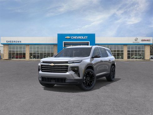 New 2026 Chevrolet Traverse LT w/ Driver Confidence Package image 8