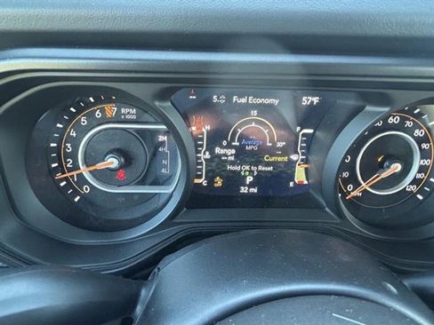 New 2026 Jeep Gladiator Rubicon w/ Technology Group image 12