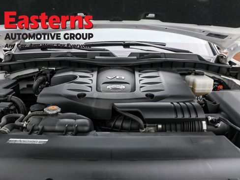 Used 2023 Nissan Armada SL w/ Captain's Chairs Package image 7