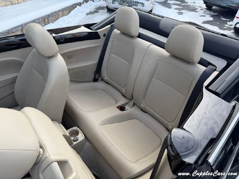 Used 2014 Volkswagen Beetle TDI image 6