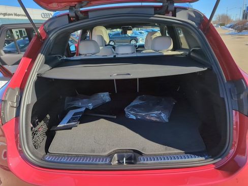 New 2025 Mercedes-Benz GLC 350e 4MATIC image 29