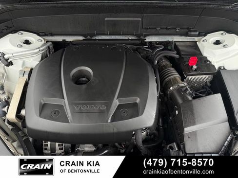 Used 2020 Volvo XC90 T6 Momentum AWD/4WD image 35
