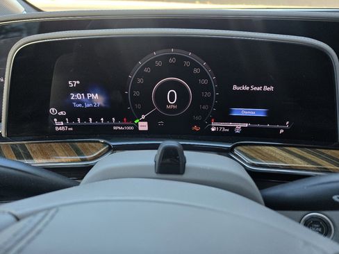 Used 2023 Cadillac Escalade ESV Sport Platinum w/ LPO, ONYX Package image 37