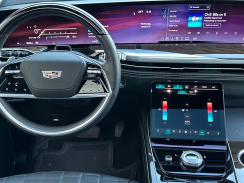 Certified 2025 Cadillac Escalade Sport Platinum image 17