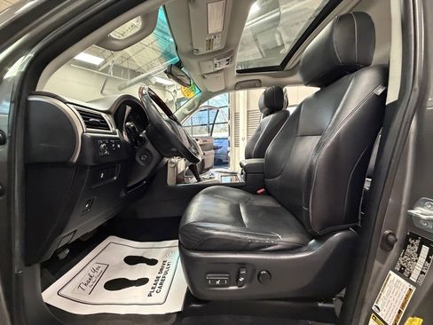 Used 2012 Lexus GX 460 image 67