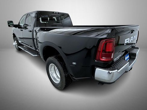 New 2026 RAM 3500 Laramie w/ Max Tow Package AWD/4WD image 7