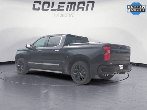 Used 2022 Chevrolet Silverado 1500 High Country w/ High Country Premium Package image 3