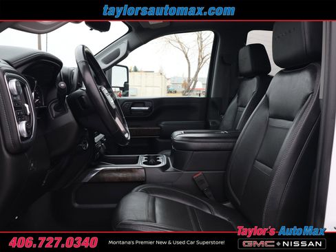 Used 2020 GMC Sierra 3500 Denali w/ Denali Ultimate Package image 5