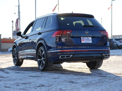 Used 2023 Volkswagen Tiguan SEL R-Line image 6