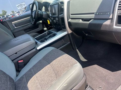 Used 2017 RAM 1500 Big Horn AWD/4WD image 18