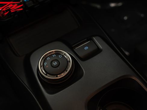 Used 2020 Ford Mustang Shelby GT500 w/ Technology Package image 39