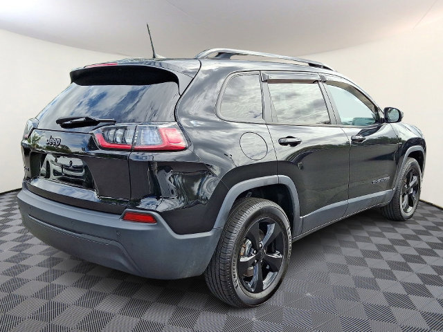 Used 2019 Jeep Cherokee Latitude Plus AWD/4WD image 7
