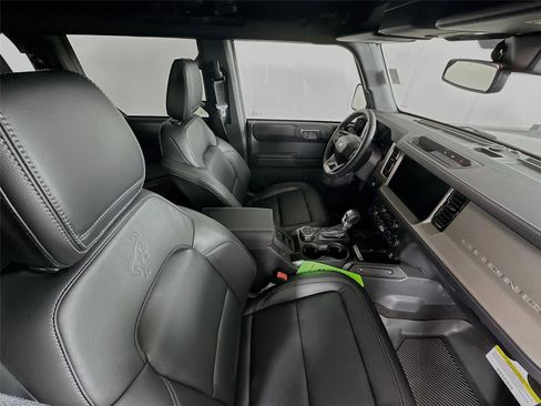New 2025 Ford Bronco Outer Banks image 27