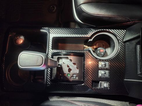 Used 2018 Toyota 4Runner TRD Off-Road Premium image 24