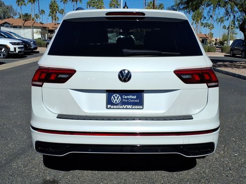 Certified 2023 Volkswagen Tiguan SE R-Line image 5