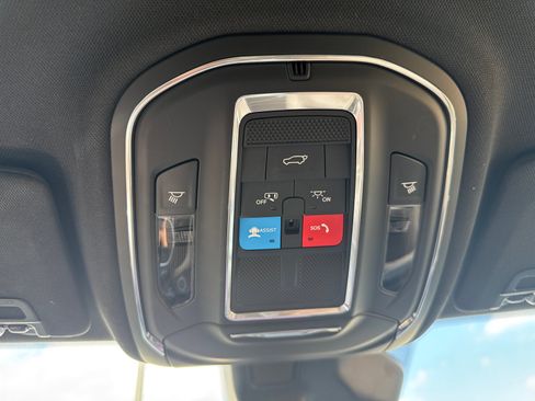 Used 2025 Jeep Grand Cherokee L Limited image 30