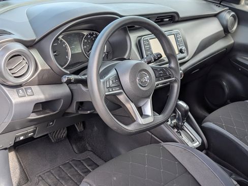 Used 2019 Nissan Kicks S FWD image 14
