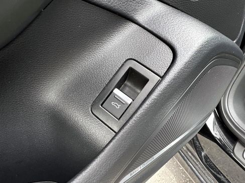 Used 2022 Audi S6 Premium Plus w/ S Sport Package AWD/4WD image 12