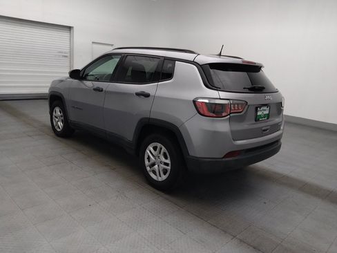 Used 2018 Jeep Compass Sport FWD image 3