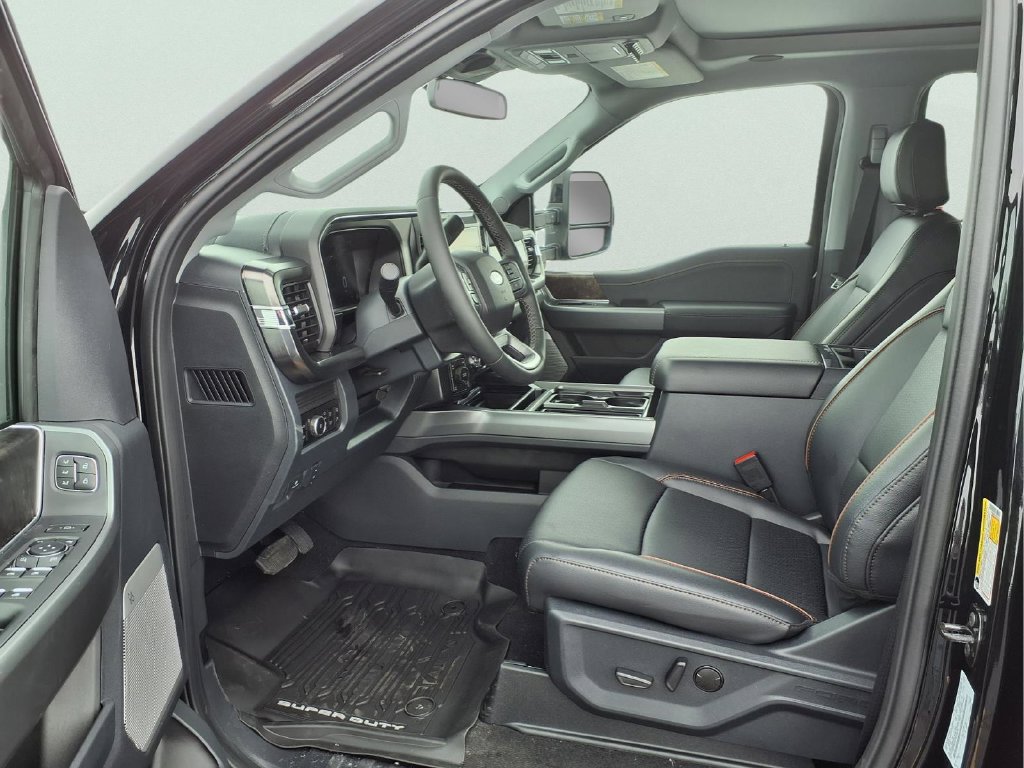New 2026 Ford F350 Lariat w/ Black Appearance Package AWD/4WD image 18