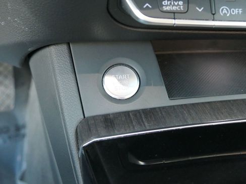 Used 2024 Audi Q5 2.0T Premium w/ Convenience Package image 26