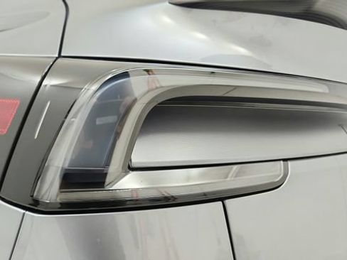 Used 2026 Tesla Model Y Performance AWD/4WD image 27