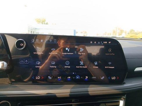 New 2026 Chevrolet Traverse LT w/ Enhanced Driving Package image 17