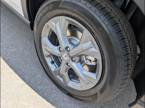 New 2026 Honda HR-V LX image 15