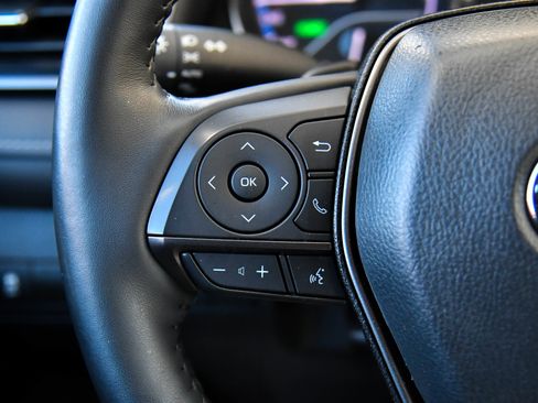 Used 2024 Toyota Camry XSE image 33