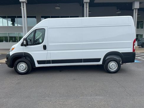 New 2026 RAM ProMaster 2500 w/ Upfitter's Prep Package FWD image 8