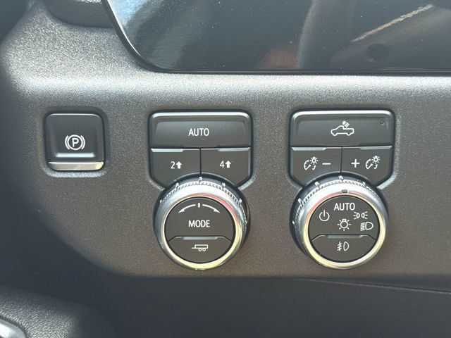 Used 2026 GMC Sierra 1500 Elevation AWD/4WD image 18