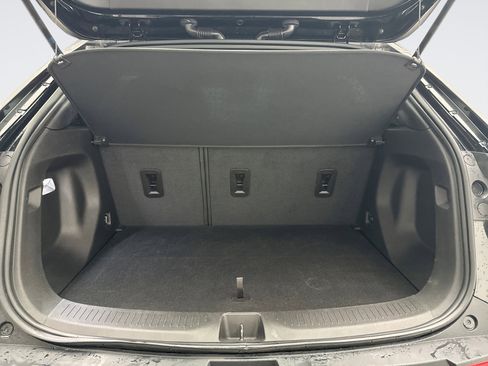 Used 2023 Chevrolet Bolt EUV LT w/ Driver Confidence Package image 18