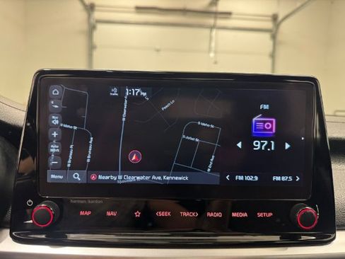 Used 2023 Kia Forte GT-Line w/ GT-Line Premium Package image 27