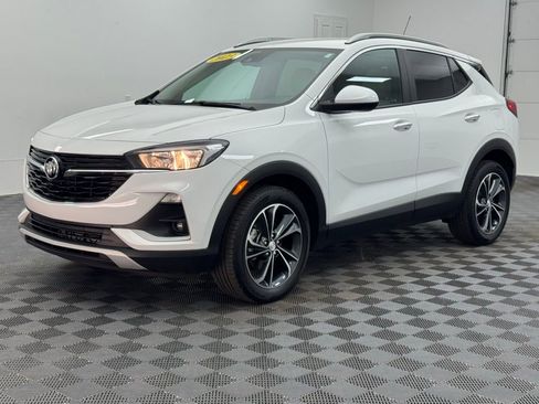 Used 2023 Buick Encore GX Select FWD image 2
