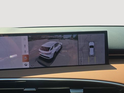 New 2026 Genesis GV70 2.5T Advanced AWD/4WD image 18