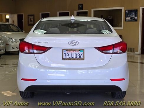 Used 2016 Hyundai Elantra SE FWD image 9