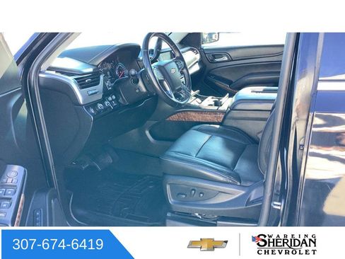 Used 2018 Chevrolet Suburban Premier AWD/4WD image 8