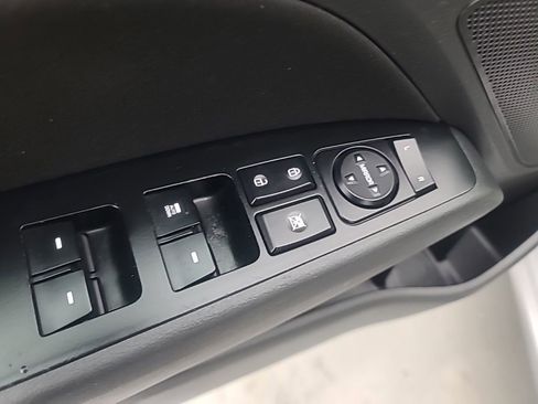 Used 2020 Hyundai Elantra SEL w/ Cargo Package (C1) FWD image 22