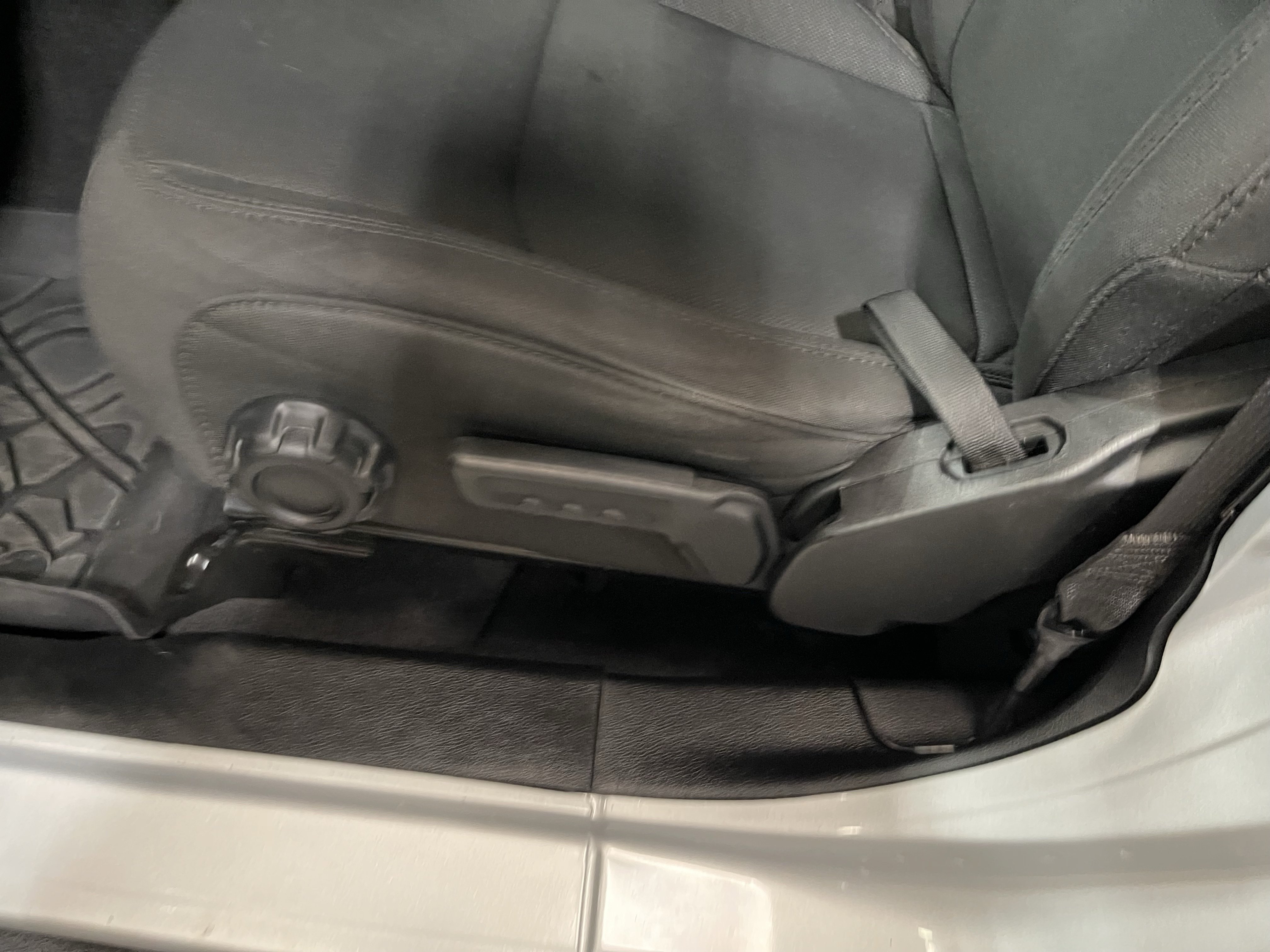 Used 2023 Jeep Wrangler Unlimited AWD/4WD image 19
