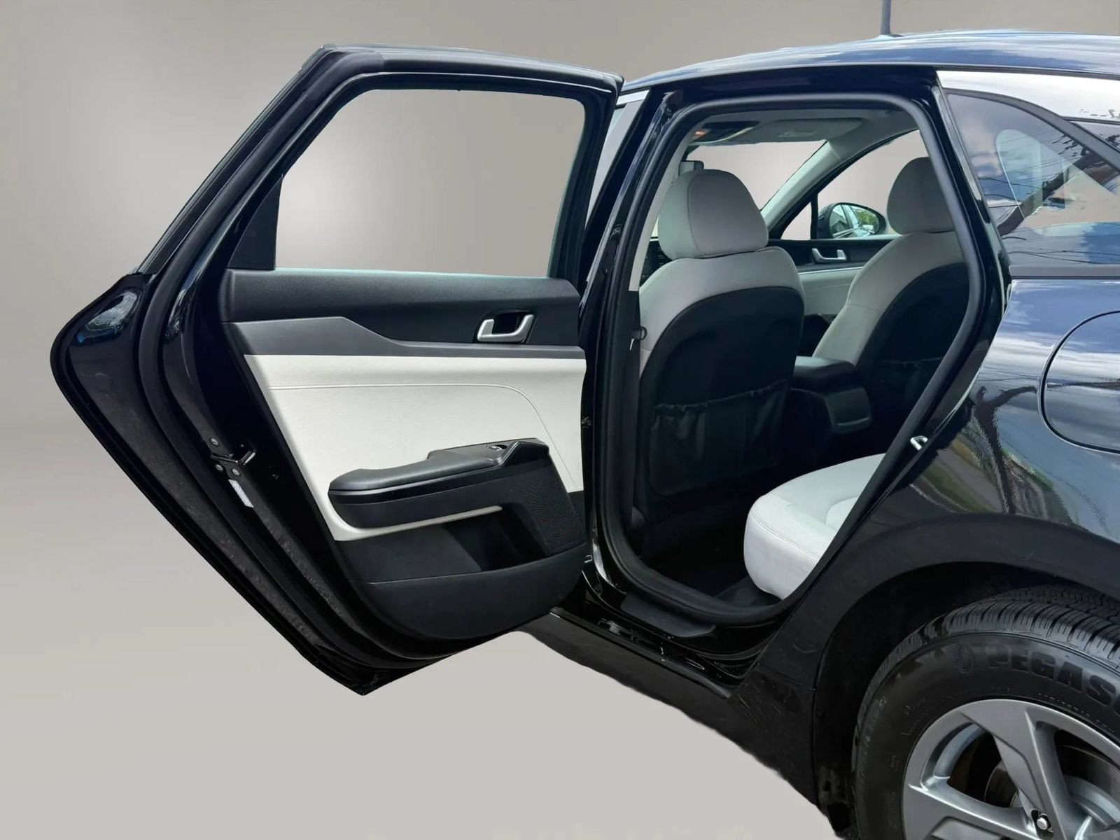 Used 2021 Kia K5 LXS FWD image 24